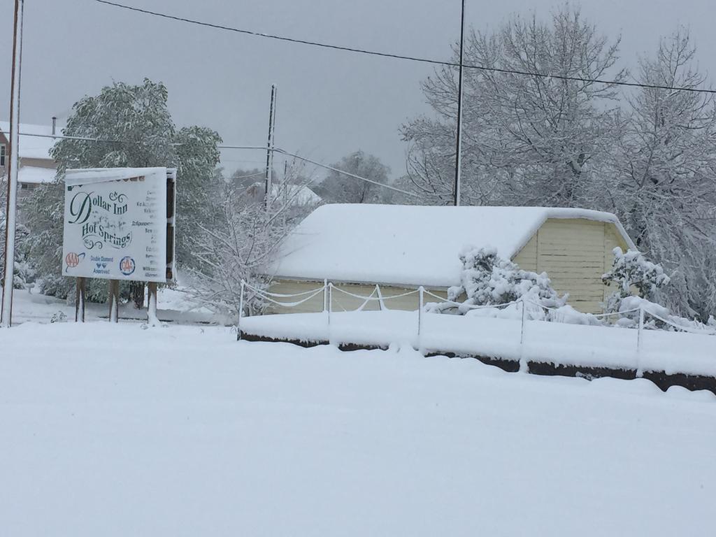 Dollar Inn Hot Springs Exterior photo