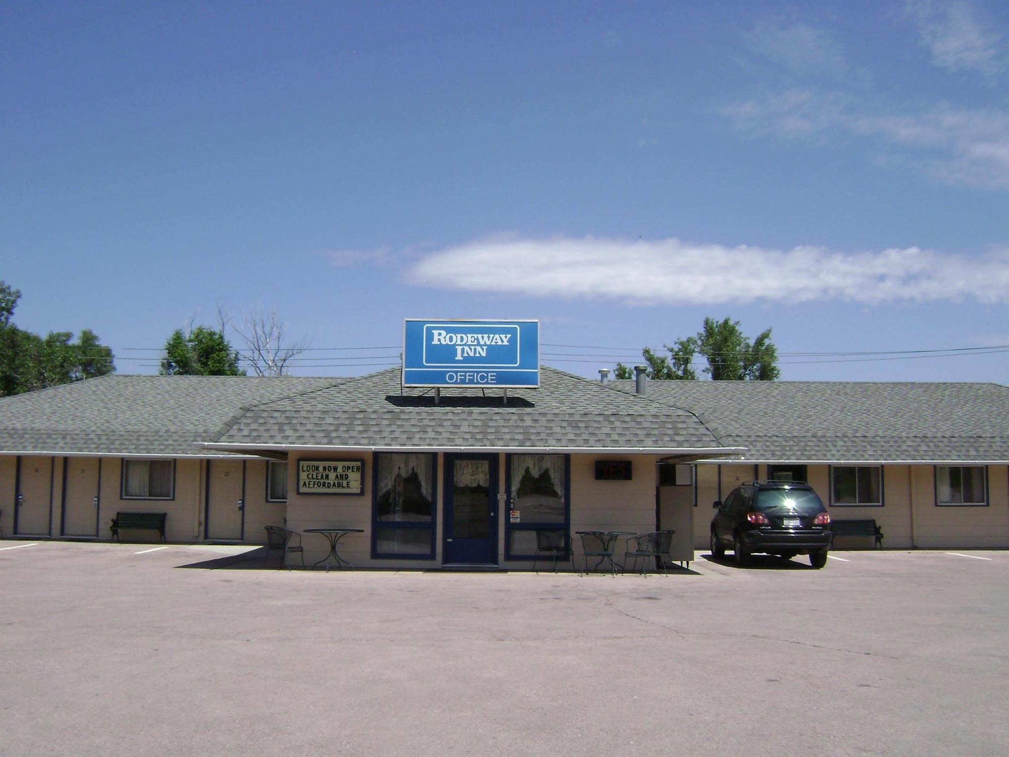 Dollar Inn Hot Springs Exterior photo